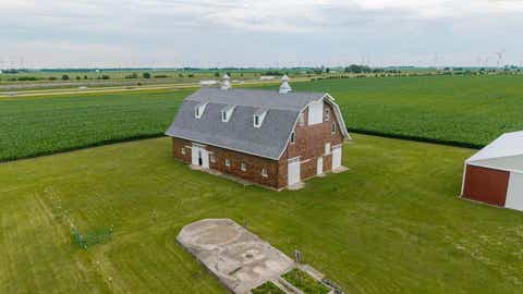 Tiny photo for 27231 E 3000 North Road, Chenoa, IL 61726 (MLS # 12680964)