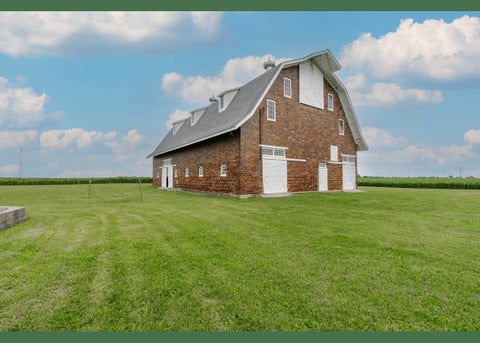 Tiny photo for 27231 E 3000 North Road, Chenoa, IL 61726 (MLS # 12680964)