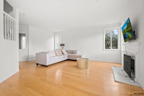 Tiny photo for 2705 Westwood Circle, Carpentersville, IL 60110 (MLS # 12492136)