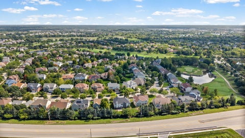 Tiny photo for 1700 Saint Andrew Drive, Vernon Hills, IL 60061 (MLS # 12750100)