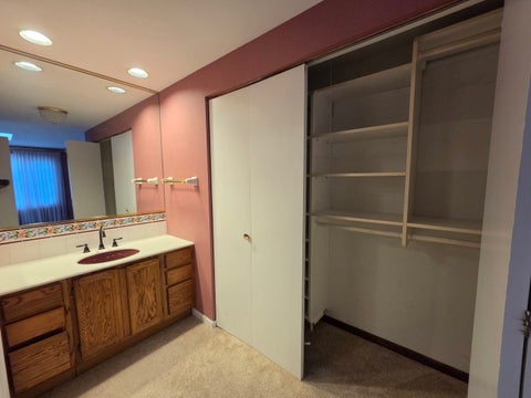 Tiny photo for 3235 N Volz Drive E, Arlington Heights, IL 60004 (MLS # 12730721)