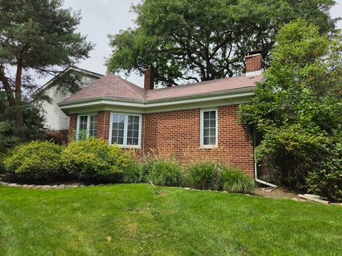 Tiny photo for 3235 N Volz Drive E, Arlington Heights, IL 60004 (MLS # 12730721)