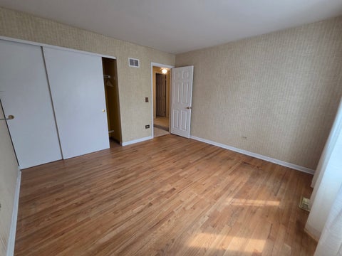 Tiny photo for 3235 N Volz Drive E, Arlington Heights, IL 60004 (MLS # 12730721)