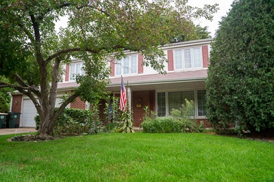 Photo of 3235 N Volz Drive E, Arlington Heights, IL 60004 (MLS # 12730721)