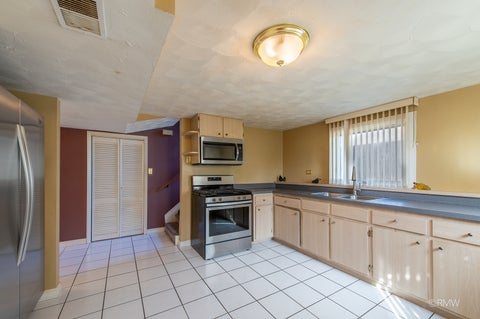 Tiny photo for 4 N 270 9th Avenue, Addison, IL 60101 (MLS # 12773199)