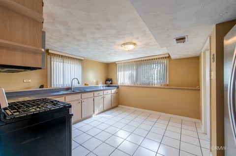 Tiny photo for 4 N 270 9th Avenue, Addison, IL 60101 (MLS # 12773199)