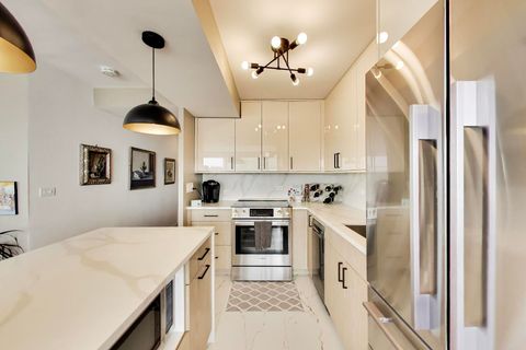 Tiny photo for 6301 N sheridan Road #8V, Chicago, IL 60660 (MLS # 12605789)