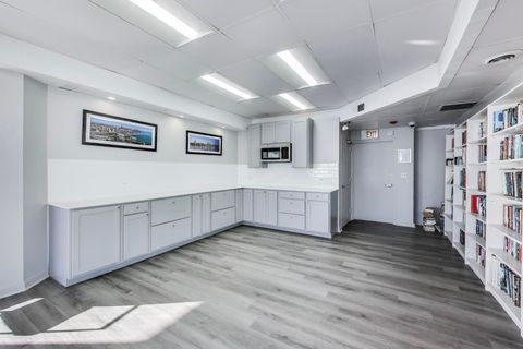 Tiny photo for 6301 N sheridan Road #8V, Chicago, IL 60660 (MLS # 12605789)