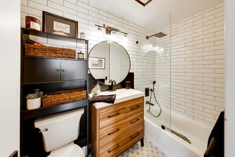 Tiny photo for 6301 N sheridan Road #8V, Chicago, IL 60660 (MLS # 12605789)