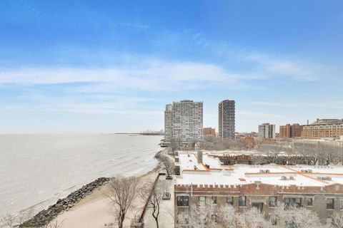 Tiny photo for 6301 N sheridan Road #8V, Chicago, IL 60660 (MLS # 12605789)