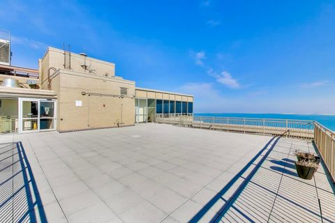 Tiny photo for 6301 N sheridan Road #8V, Chicago, IL 60660 (MLS # 12605789)