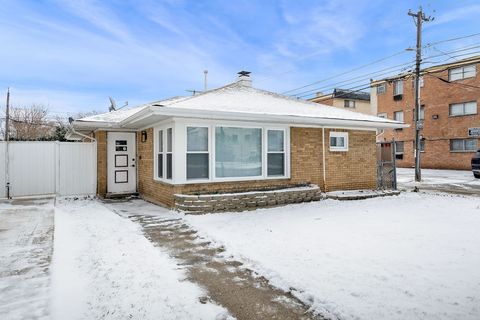 Photo of 7845 S Kilpatrick Avenue, Chicago, IL 60652 (MLS # 12595381)