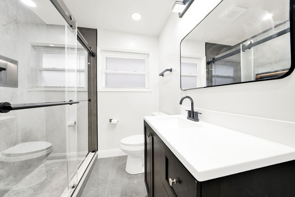 7845 S Kilpatrick Avenue