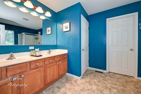 Tiny photo for 496 Oakhurst Lane, Carpentersville, IL 60110 (MLS # 12491739)