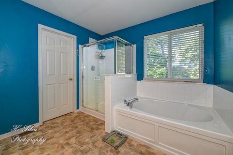 Tiny photo for 496 Oakhurst Lane, Carpentersville, IL 60110 (MLS # 12491739)