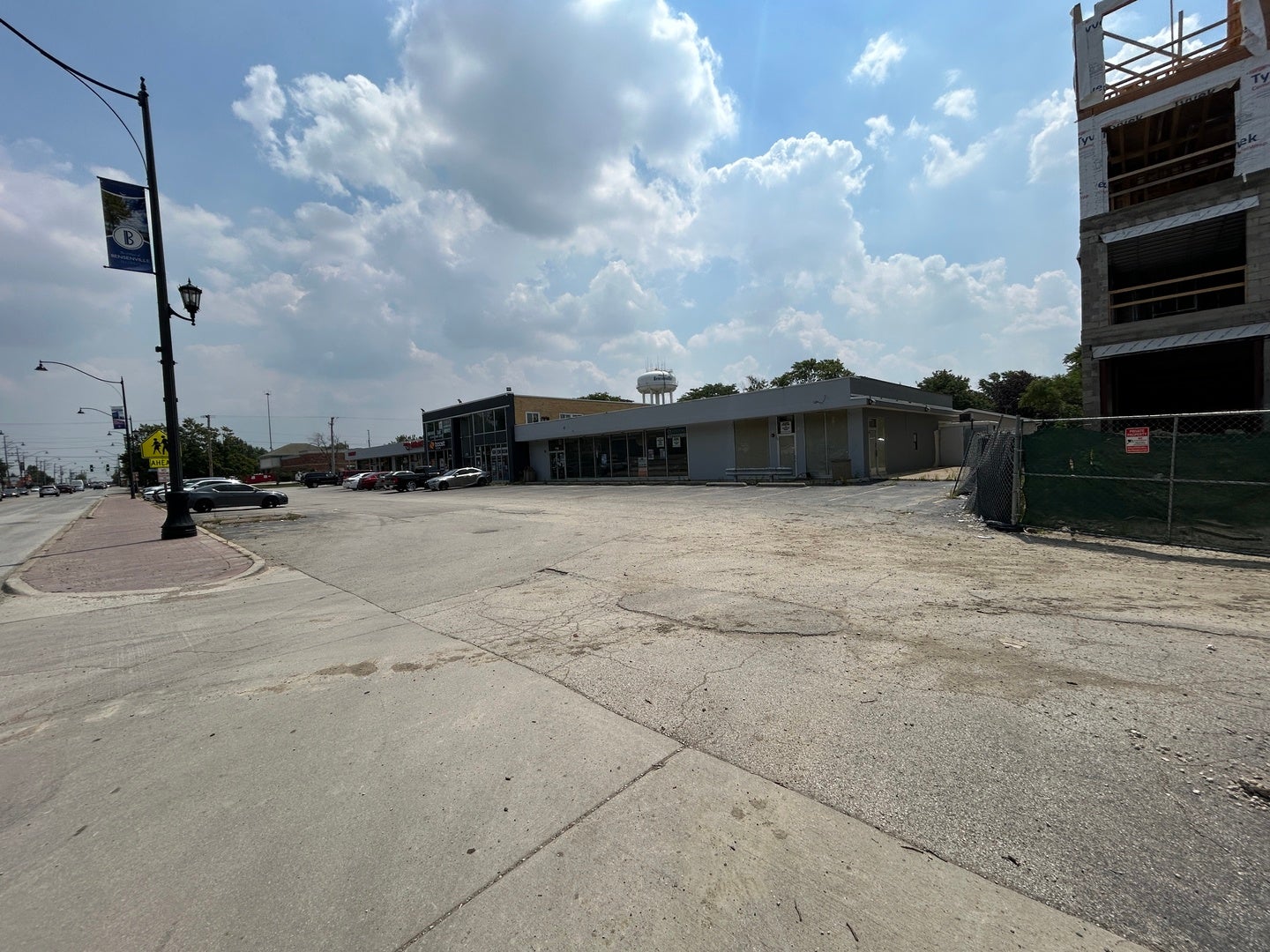 714 W Irving Park Road 718