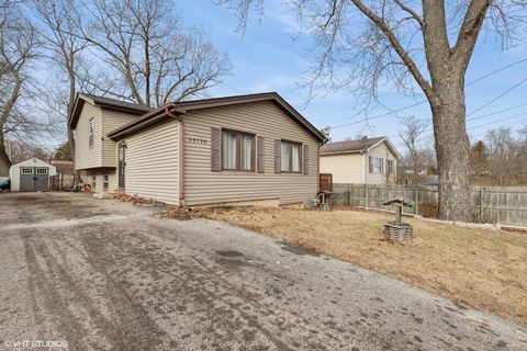 Photo of 35720 N Laurel Avenue, Ingleside, IL 60041 (MLS # 12459516) Photo of 35720 N Laurel Avenue, Ingleside, IL 60041 (MLS # 12459516)