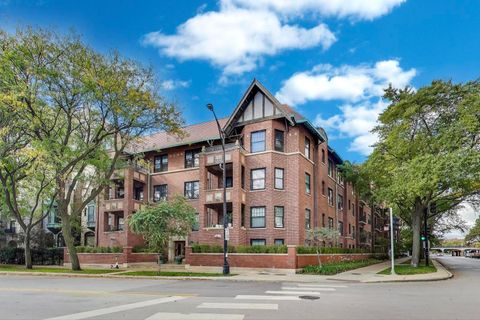 5100 S Hyde Park Boulevard 1B Chicago IL 60615