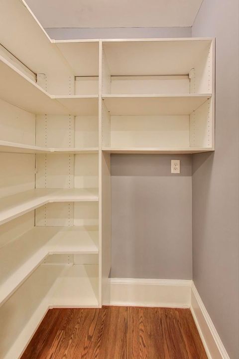 Tiny photo for 5100 S Hyde Park Boulevard #1B, Chicago, IL 60615 (MLS # 12474403)