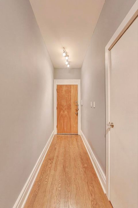 Tiny photo for 5100 S Hyde Park Boulevard #1B, Chicago, IL 60615 (MLS # 12474403)