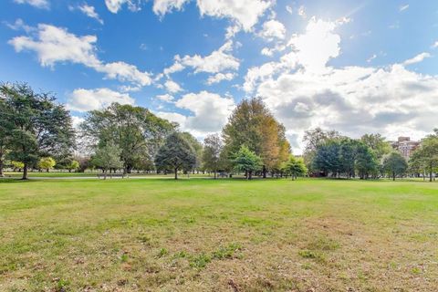 Tiny photo for 5100 S Hyde Park Boulevard #1B, Chicago, IL 60615 (MLS # 12474403)