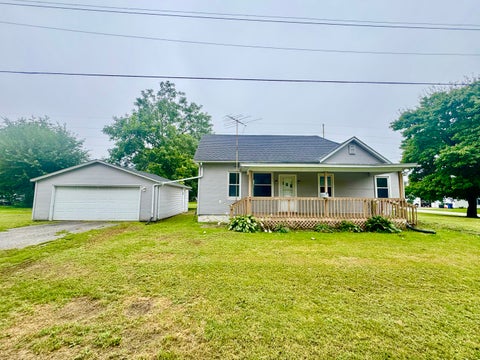 Photo of 410 SW 2nd Street, Aledo, IL 61231 (MLS # 12760433)