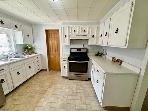 Tiny photo for 410 SW 2nd Street, Aledo, IL 61231 (MLS # 12760433)