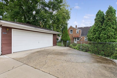Tiny photo for 8028 42nd Court, Lyons, IL 60534 (MLS # 12755444)