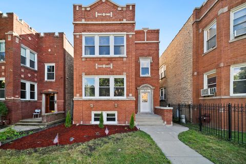 4825 W George Street Chicago IL 60641
