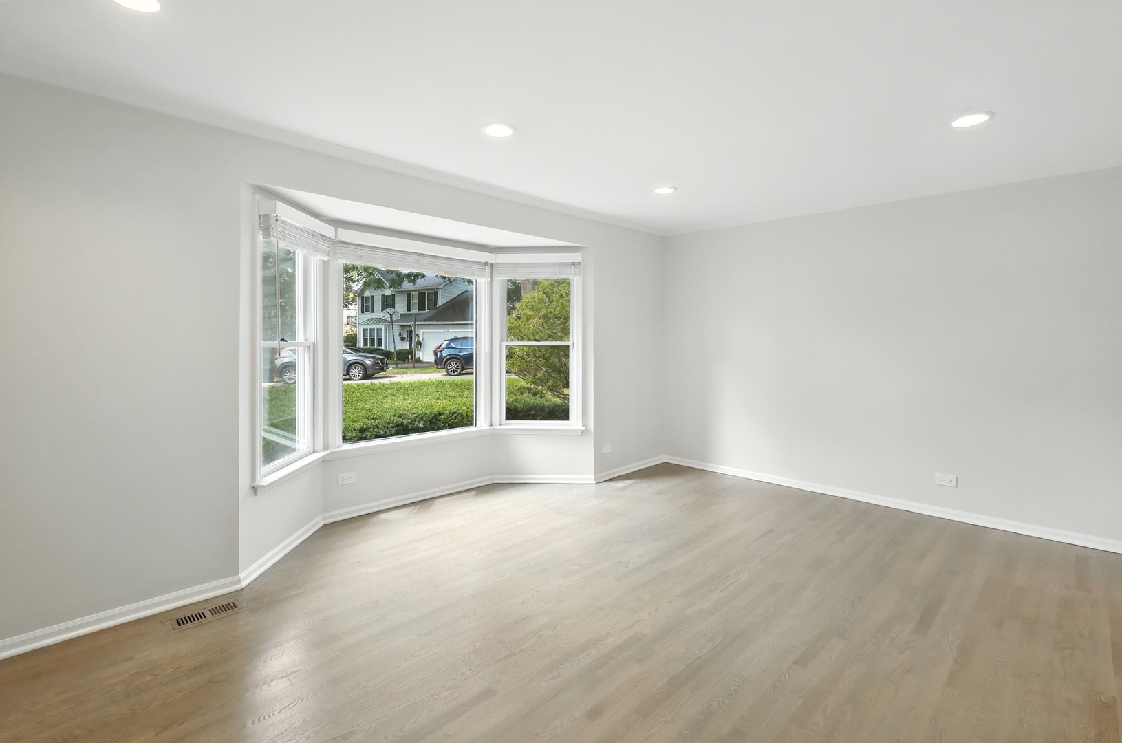745 Price Lane