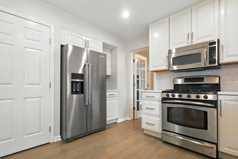 Tiny photo for 745 Price Lane, Deerfield, IL 60015 (MLS # 12459537)