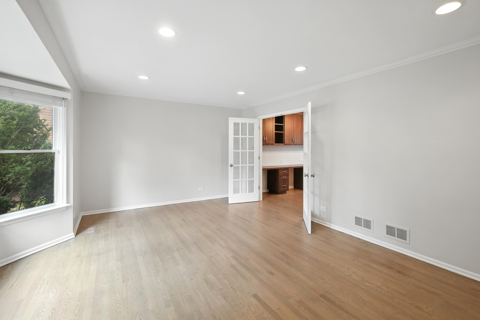 745 Price Lane