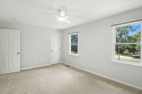 Tiny photo for 745 Price Lane, Deerfield, IL 60015 (MLS # 12459537)