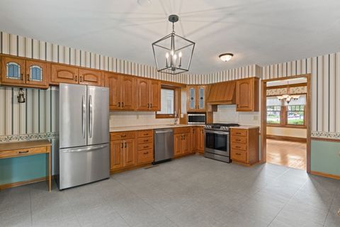 Tiny photo for 2405 27th Street, Moline, IL 61265 (MLS # 12638791)