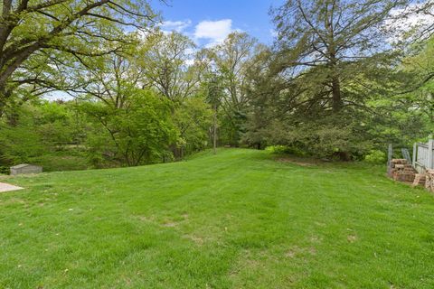 Tiny photo for 2405 27th Street, Moline, IL 61265 (MLS # 12638791)