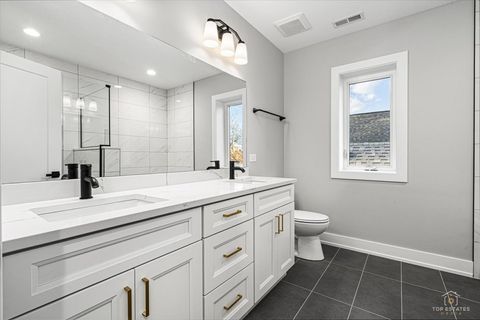 Tiny photo for 3409 S Lituanica Avenue, Chicago, IL 60608 (MLS # 12606037)