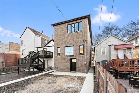 Tiny photo for 3409 S Lituanica Avenue, Chicago, IL 60608 (MLS # 12606037)