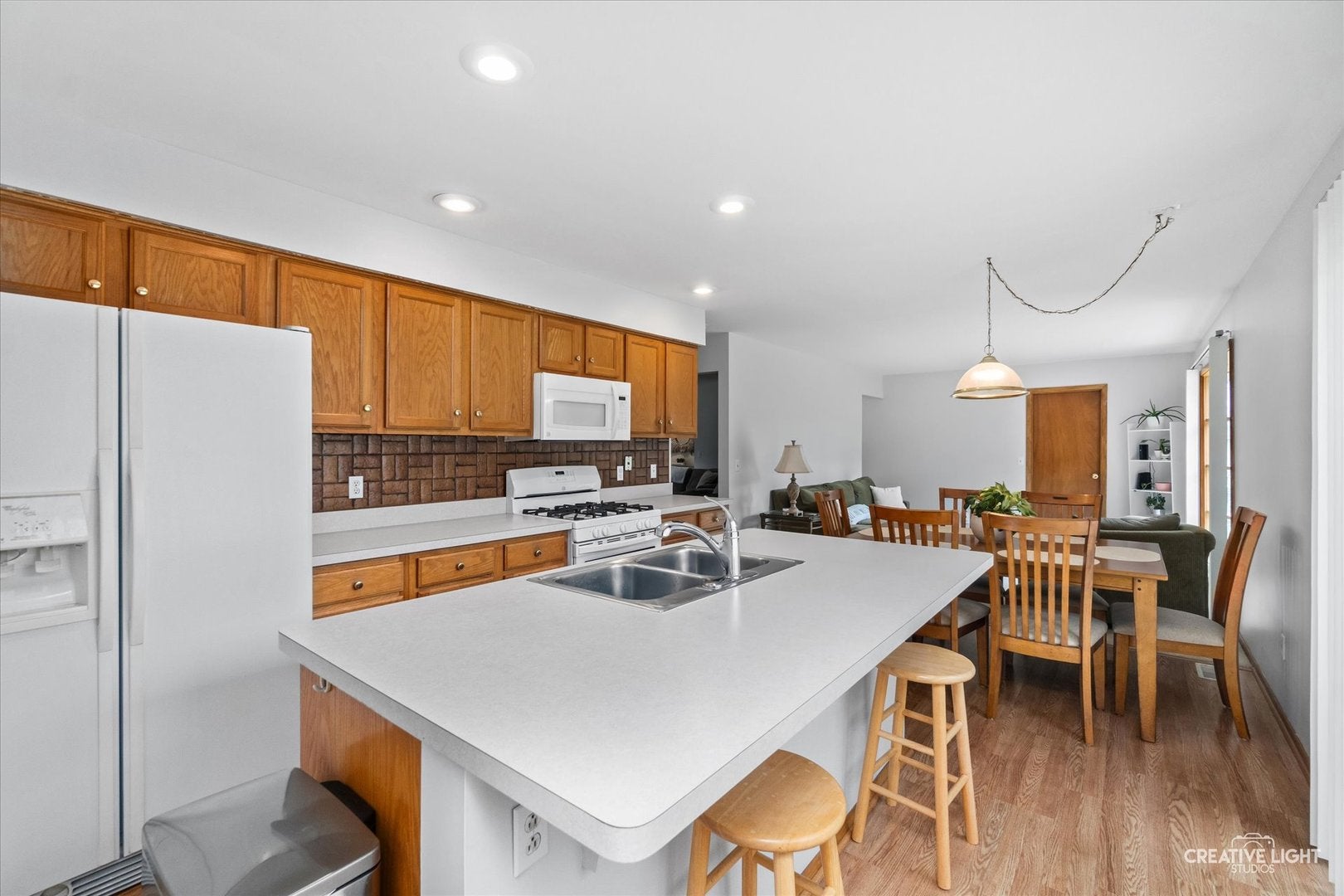 319 Boulder Hill Pass