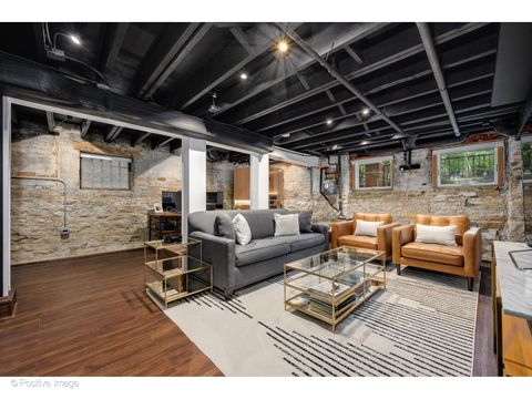 Tiny photo for 613 W Belden Avenue, Chicago, IL 60614 (MLS # 12638920)