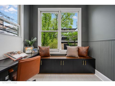 Tiny photo for 613 W Belden Avenue, Chicago, IL 60614 (MLS # 12638920)