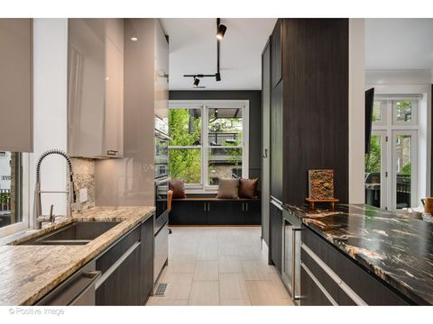 Tiny photo for 613 W Belden Avenue, Chicago, IL 60614 (MLS # 12638920)
