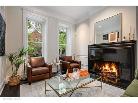 Tiny photo for 613 W Belden Avenue, Chicago, IL 60614 (MLS # 12638920)