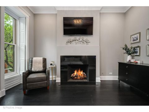 Tiny photo for 613 W Belden Avenue, Chicago, IL 60614 (MLS # 12638920)
