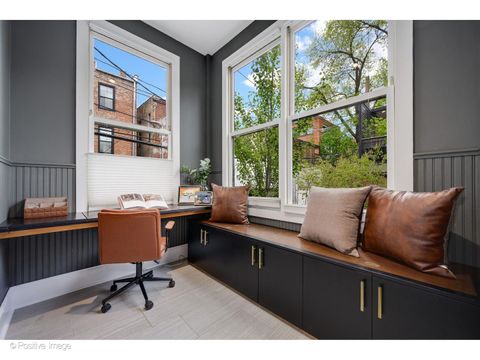 Tiny photo for 613 W Belden Avenue, Chicago, IL 60614 (MLS # 12638920)