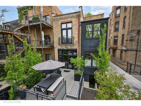 Tiny photo for 613 W Belden Avenue, Chicago, IL 60614 (MLS # 12638920)