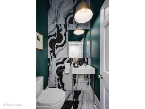 Tiny photo for 613 W Belden Avenue, Chicago, IL 60614 (MLS # 12638920)