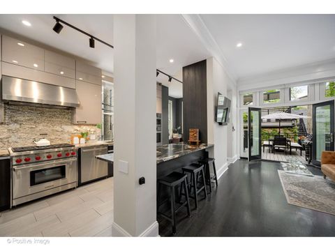 Tiny photo for 613 W Belden Avenue, Chicago, IL 60614 (MLS # 12638920)