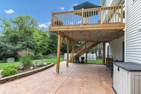 Tiny photo for 1311 Bison Lane, Hoffman Estates, IL 60192 (MLS # 12692427)