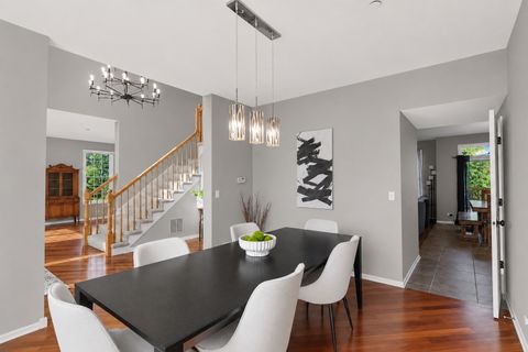 Tiny photo for 1311 Bison Lane, Hoffman Estates, IL 60192 (MLS # 12692427)