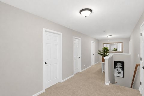 Tiny photo for 1311 Bison Lane, Hoffman Estates, IL 60192 (MLS # 12692427)